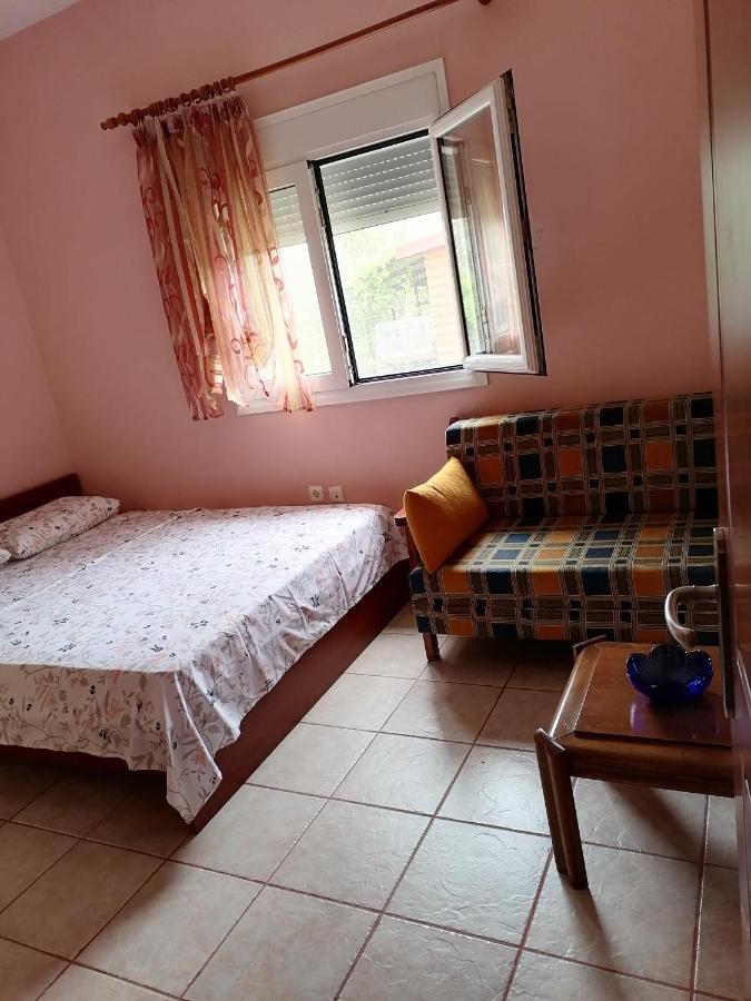 Αξέχαστη Διαμονή - Unforgettable Accommodation Nea Kallikrateia Exterior foto