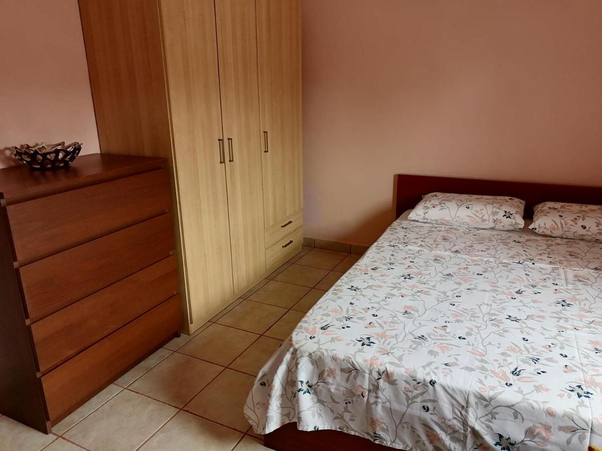 Αξέχαστη Διαμονή - Unforgettable Accommodation Nea Kallikrateia Exterior foto